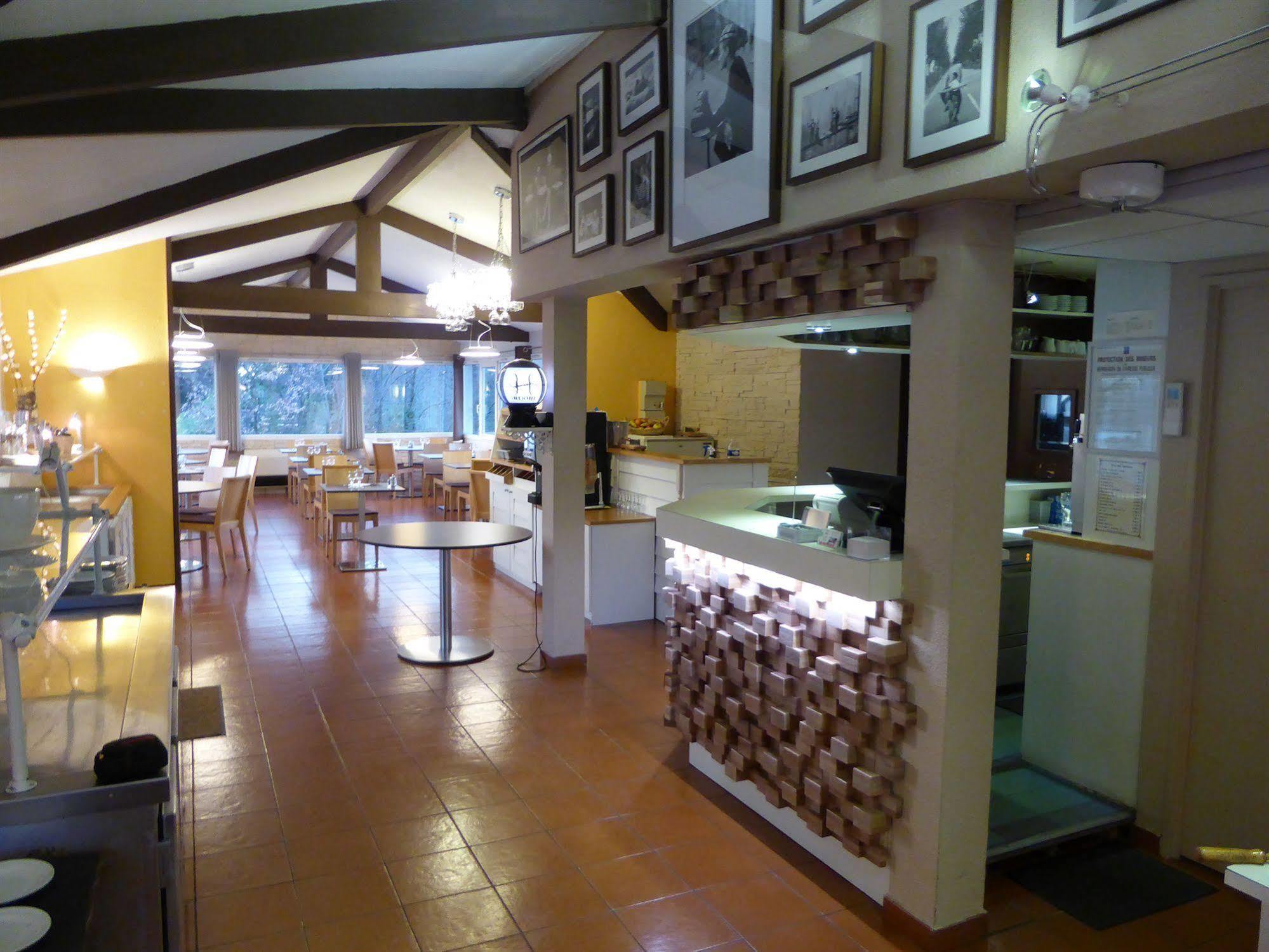 Hotel & Restaurant Heliotel Montferrier-sur-Lez ภายนอก รูปภาพ