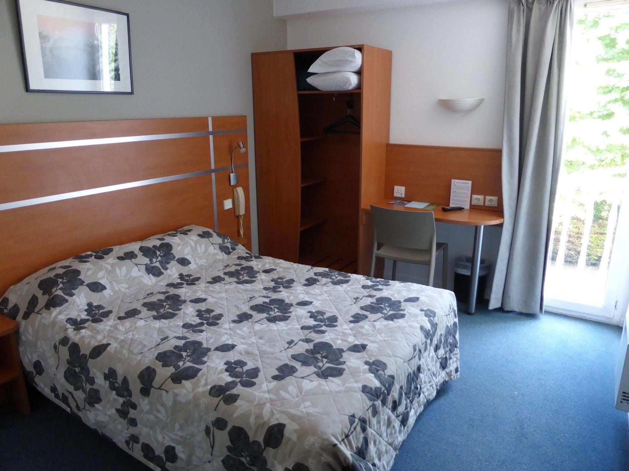 Hotel & Restaurant Heliotel Montferrier-sur-Lez ภายนอก รูปภาพ
